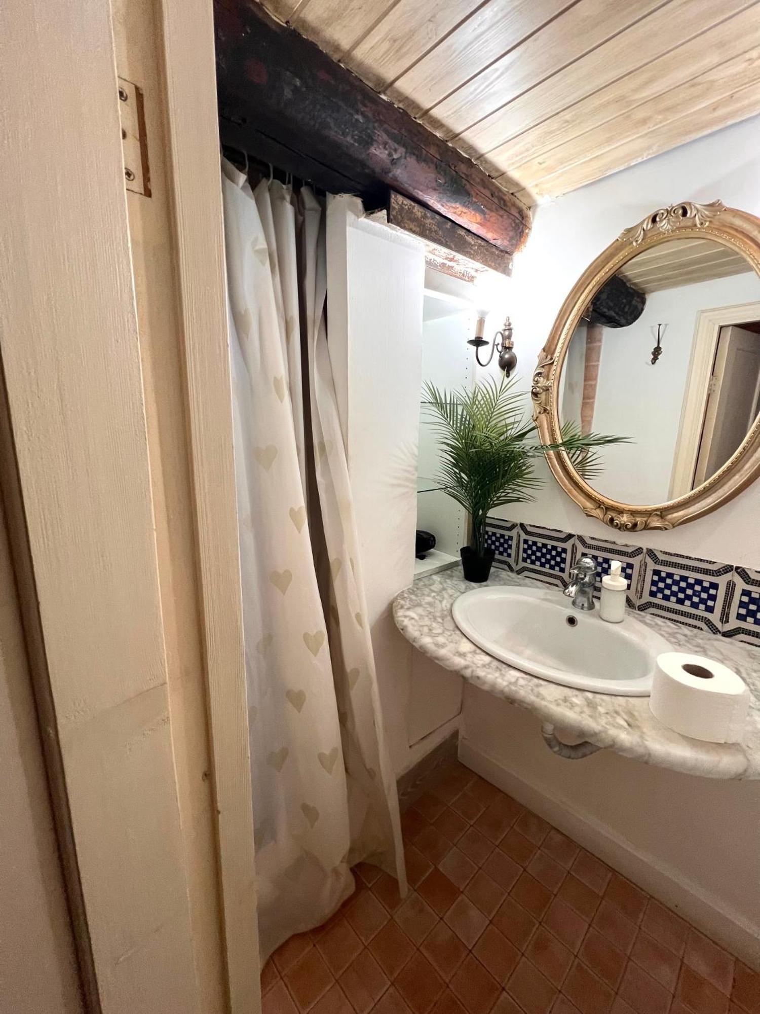 Bella Mbriana Rooms Наполи Екстериор снимка